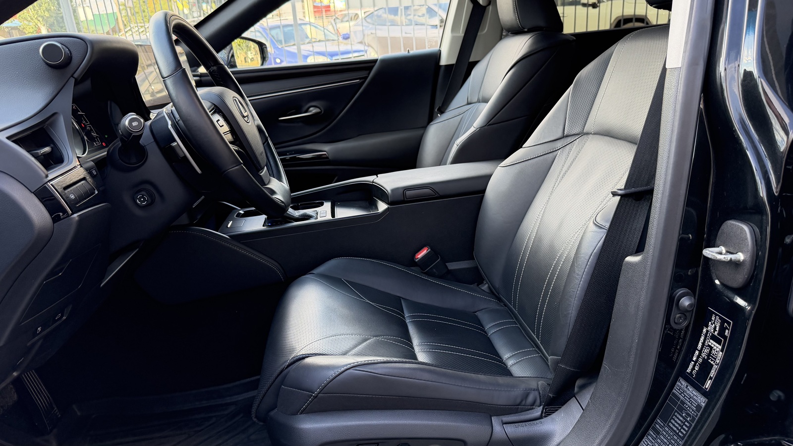 Lexus ES 2022 року, Седан, Тойота Центр Миколаїв "КиТ-Т", м.Миколаїв | Фото № 12 Lexus ES 2022 року з пробігом 39036 км, Седан, Тойота Центр Миколаїв "КиТ-Т", м.Миколаїв - 2140400 ГРН | Фото № 12