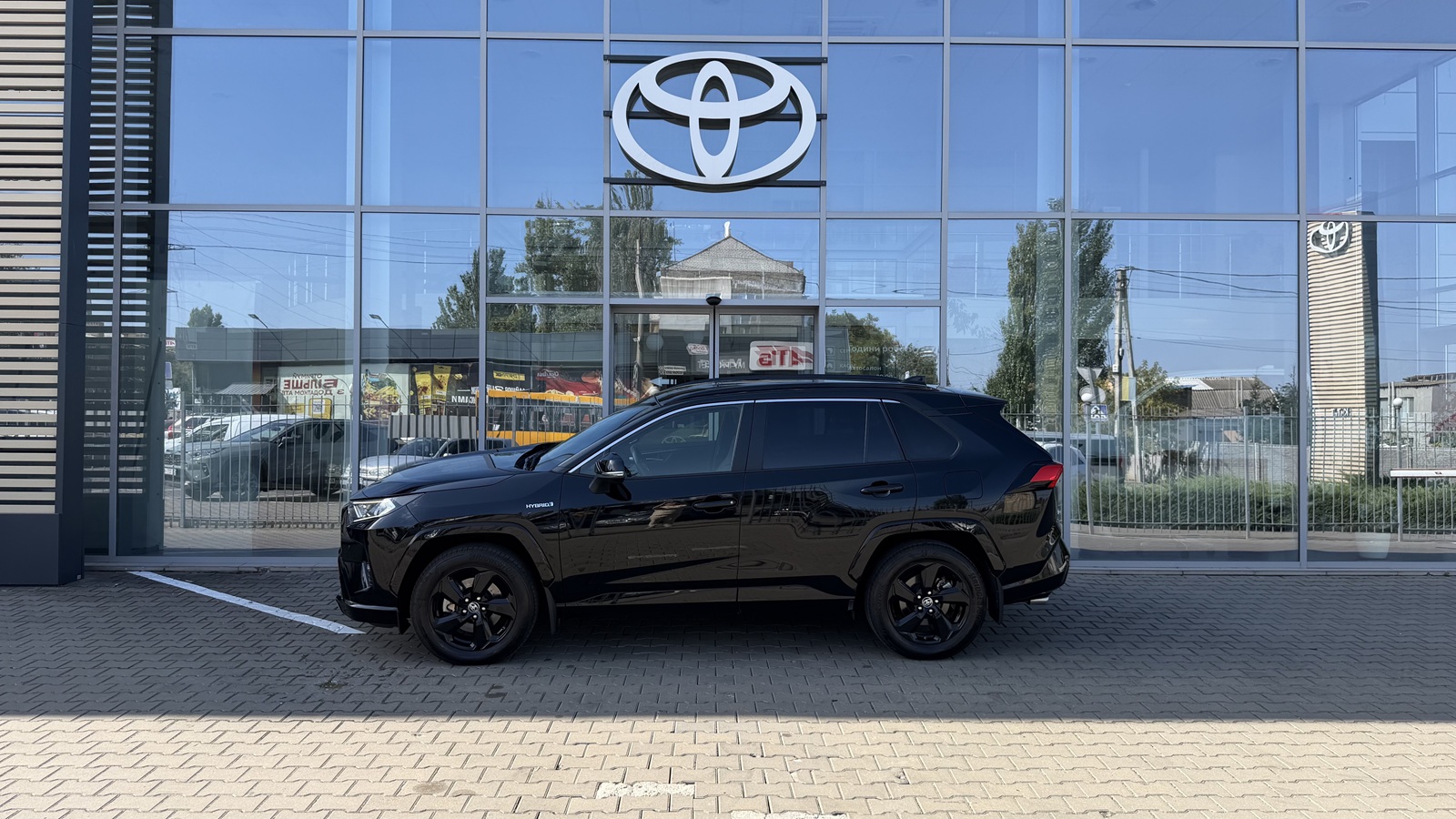 Toyota RAV4 2020 року, Універсал, Тойота Центр Миколаїв "КиТ-Т", м.Миколаїв | Фото № 3 Toyota RAV4 2020 року з пробігом 108112 км, Універсал, Тойота Центр Миколаїв "КиТ-Т", м.Миколаїв - 1456000 ГРН | Фото № 3