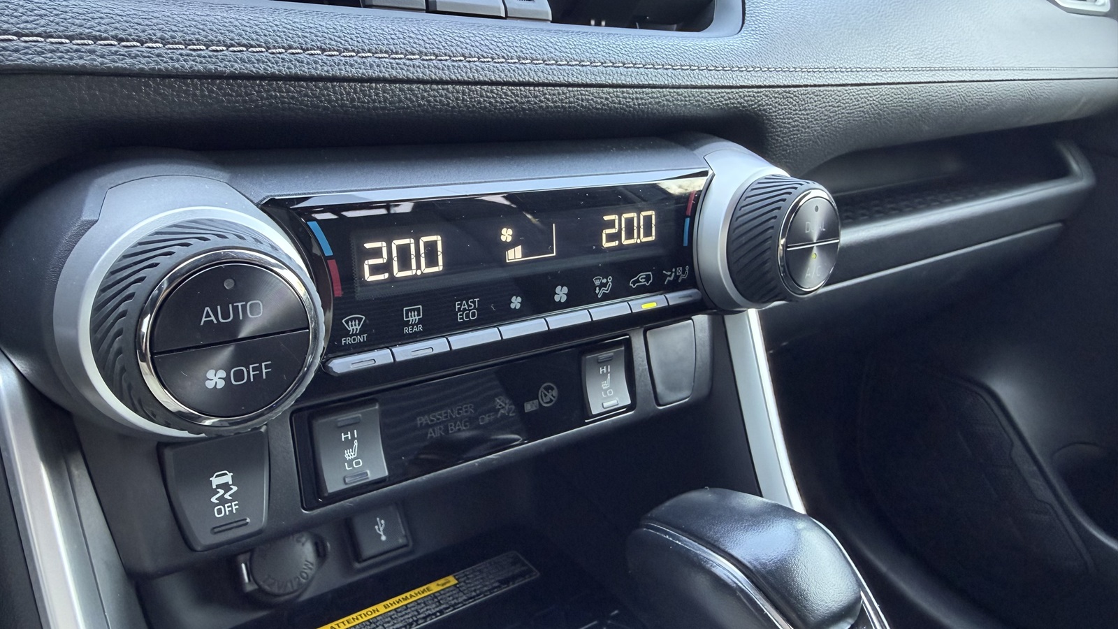 Toyota RAV4 2020 року, Універсал, Тойота Центр Миколаїв "КиТ-Т", м.Миколаїв | Фото № 33 Toyota RAV4 2020 року з пробігом 108112 км, Універсал, Тойота Центр Миколаїв "КиТ-Т", м.Миколаїв - 1456000 ГРН | Фото № 33