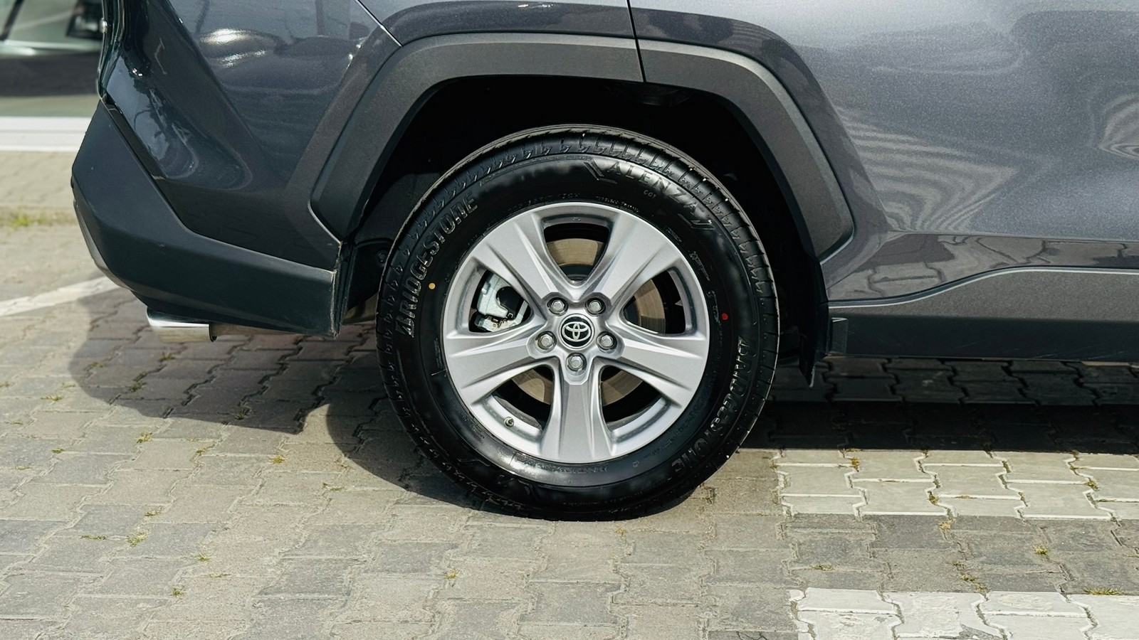Toyota RAV4 2023 року, Універсал, Тойота Центр Тернопіль "Кристал Моторс", м.Тернопіль | Фото № 15 Toyota RAV4 2023 року з пробігом 10260 км, Універсал, Тойота Центр Тернопіль "Кристал Моторс", м.Тернопіль - 1655000 ГРН | Фото № 15