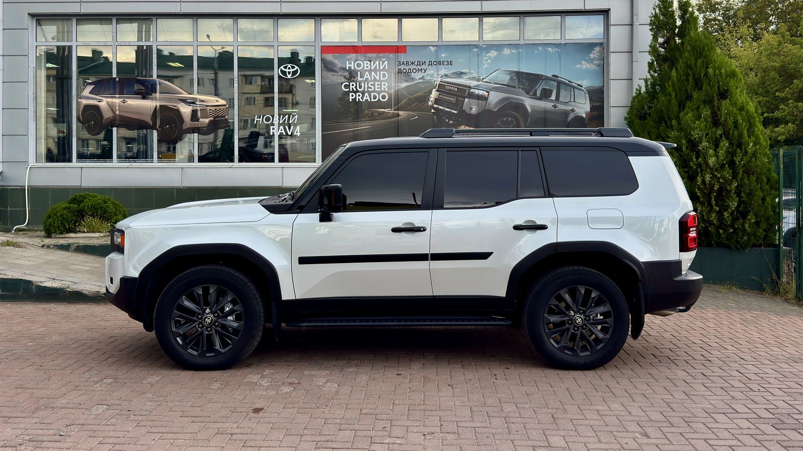 Toyota LAND CRUISER PRADO 2025 року, Універсал, Тойота Центр Чернівці "Олімп-Моторс", м.Чернівці | Фото № 3 Toyota LAND CRUISER PRADO 2025 року з пробігом 9441 км, Універсал, Тойота Центр Чернівці "Олімп-Моторс", м.Чернівці - 3500000 ГРН | Фото № 3