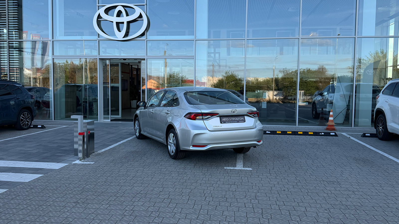 Toyota COROLLA 2025 року з пробігом 3577 км, Седан, Тойота Центр Рівне "Агат Авто", м.Рівне - 1117500 ГРН | Фото № 2