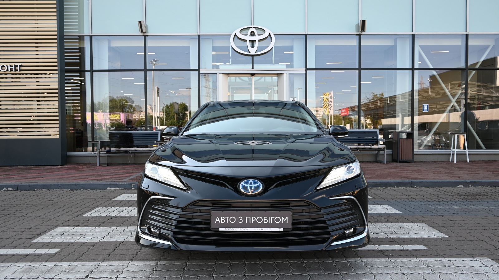 Toyota CAMRY 2023 року, Седан, Тойота Центр Київ "Сіті Плаза", м.Київ | Фото № 5 Toyota CAMRY 2023 року з пробігом 38508 км, Седан, Тойота Центр Київ "Сіті Плаза", м.Київ - 1584257 ГРН | Фото № 5