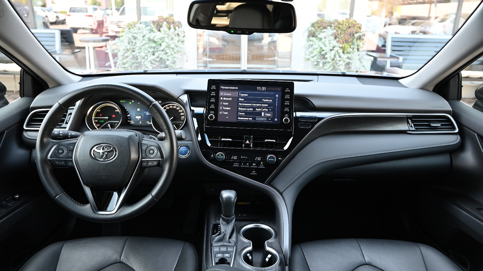 Toyota CAMRY 2023 року, Седан, Тойота Центр Київ "Сіті Плаза", м.Київ | Фото № 8 Toyota CAMRY 2023 року з пробігом 38508 км, Седан, Тойота Центр Київ "Сіті Плаза", м.Київ - 1584257 ГРН | Фото № 8