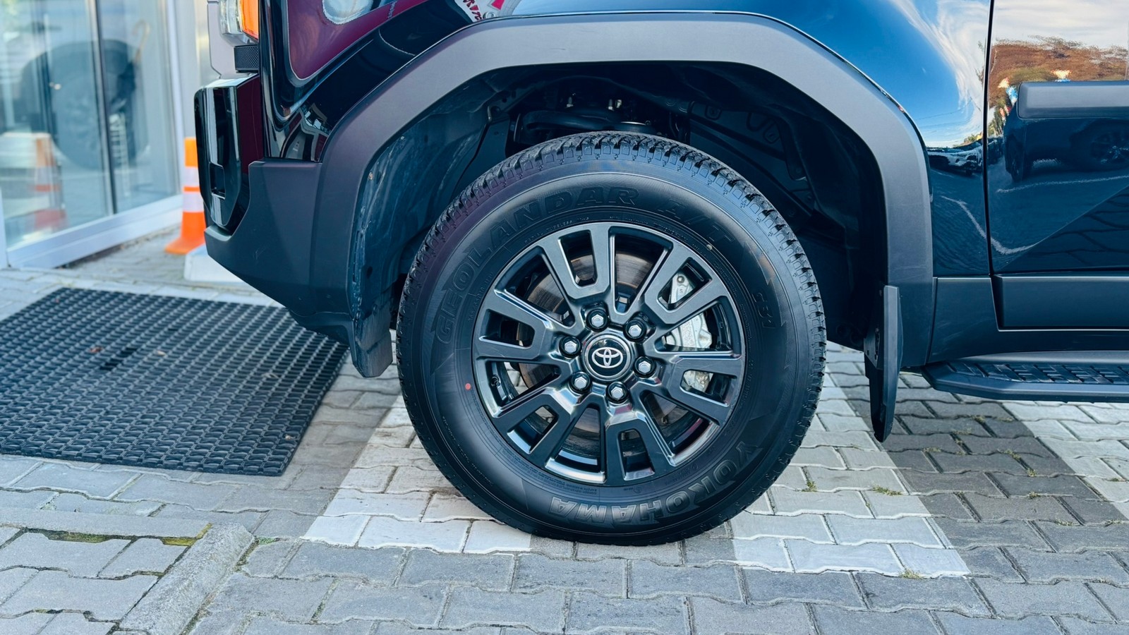 Toyota LAND CRUISER PRADO 2024 року, Універсал, Тойота Центр Тернопіль "Кристал Моторс", м.Тернопіль | Фото № 15 Toyota LAND CRUISER PRADO 2024 року з пробігом 51863 км, Універсал, Тойота Центр Тернопіль "Кристал Моторс", м.Тернопіль - 2410000 ГРН | Фото № 15