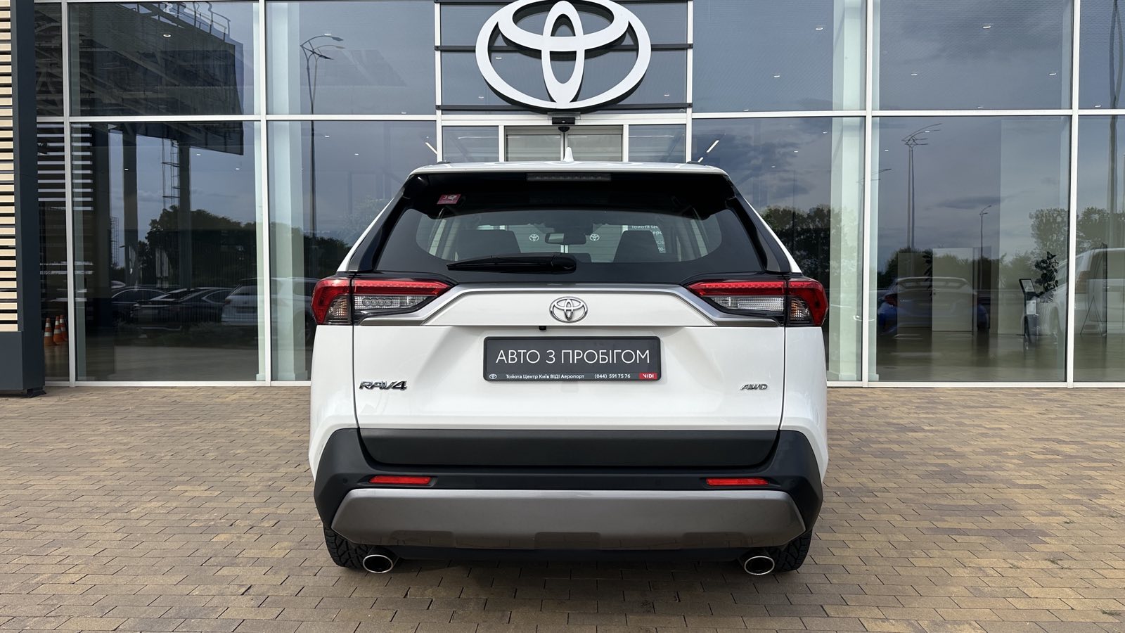 Toyota RAV4 2022 року з пробігом 111239 км, Універсал, Тойота Центр Київ "ВІДІ Аеропорт", м.Київ - 1290000 ГРН | Фото № 4