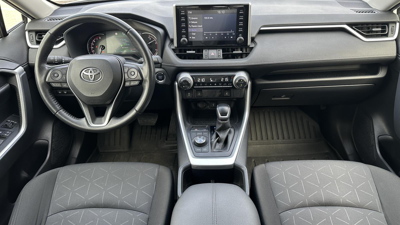 Toyota RAV4 2022 року з пробігом 111239 км, Універсал, Тойота Центр Київ "ВІДІ Аеропорт", м.Київ - 1290000 ГРН | Фото № 8