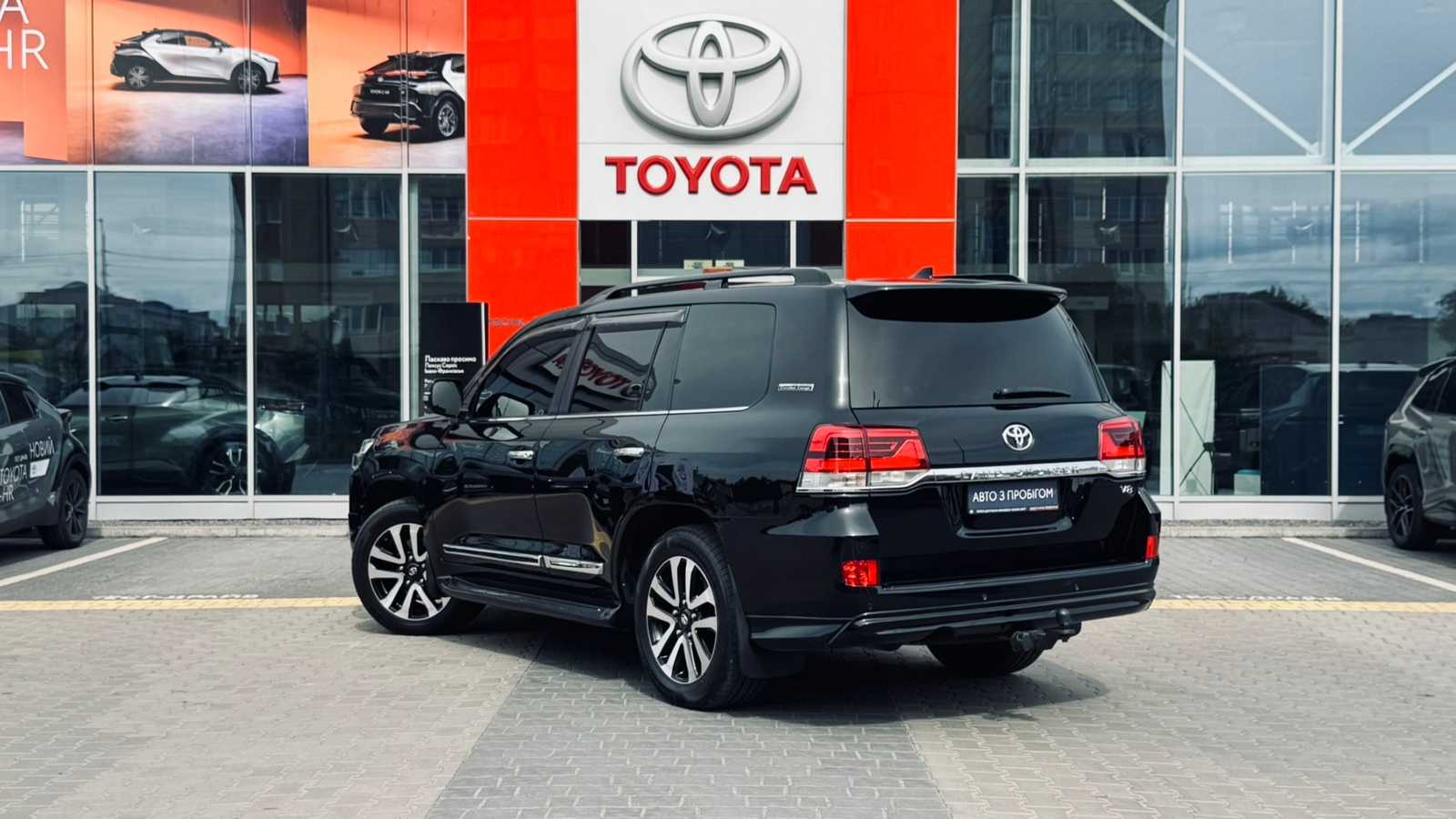 Toyota LAND CRUISER 2018 року з пробігом 143629 км, Універсал, Тойота Центр Івано-Франківськ "Класик-Авто", м.Івано-Франківськ - 2380000 ГРН | Фото № 2