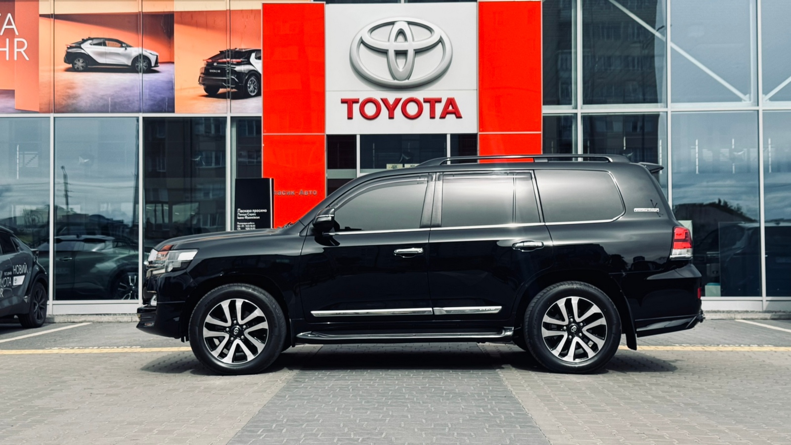 Toyota LAND CRUISER 2018 року з пробігом 143629 км, Універсал, Тойота Центр Івано-Франківськ "Класик-Авто", м.Івано-Франківськ - 2380000 ГРН | Фото № 3