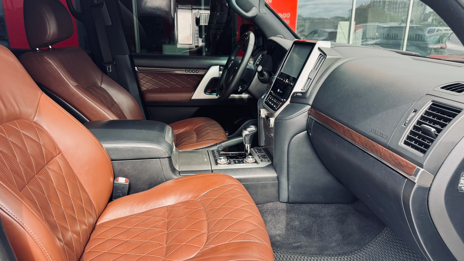 Toyota LAND CRUISER 2018 року з пробігом 143629 км, Універсал, Тойота Центр Івано-Франківськ "Класик-Авто", м.Івано-Франківськ - 2380000 ГРН | Фото № 6