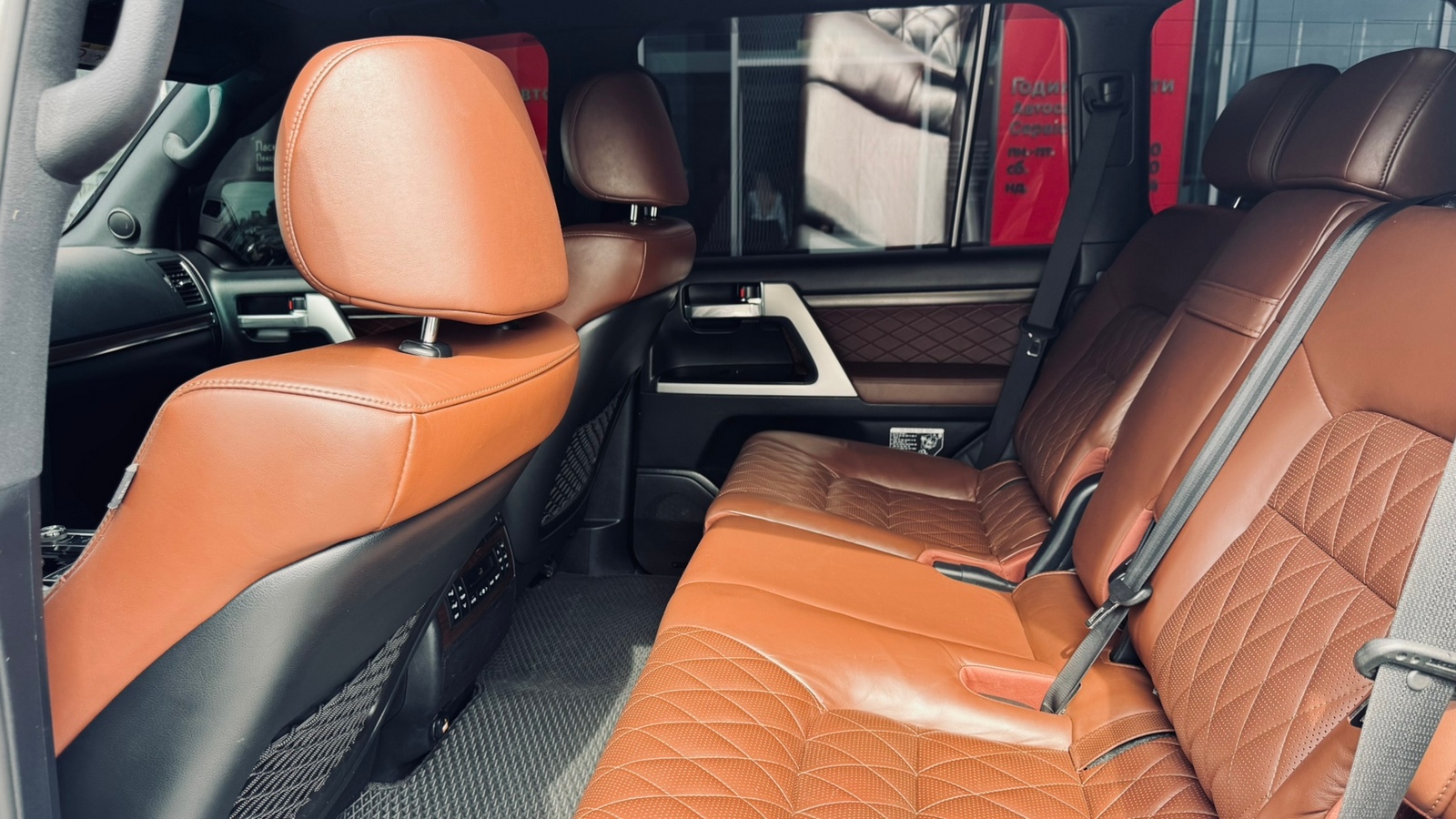 Toyota LAND CRUISER 2018 року з пробігом 143629 км, Універсал, Тойота Центр Івано-Франківськ "Класик-Авто", м.Івано-Франківськ - 2380000 ГРН | Фото № 11