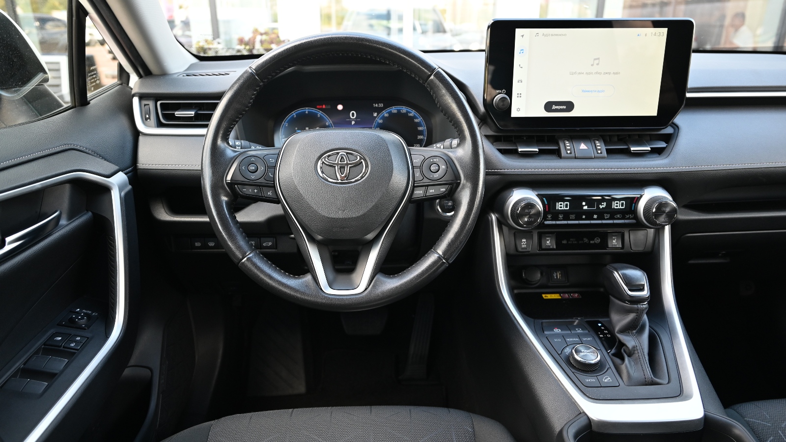 Toyota RAV4 2023 року, Універсал, Тойота Центр Київ "Сіті Плаза", м.Київ | Фото № 9 Toyota RAV4 2023 року з пробігом 112746 км, Універсал, Тойота Центр Київ "Сіті Плаза", м.Київ - 1318319 ГРН | Фото № 9