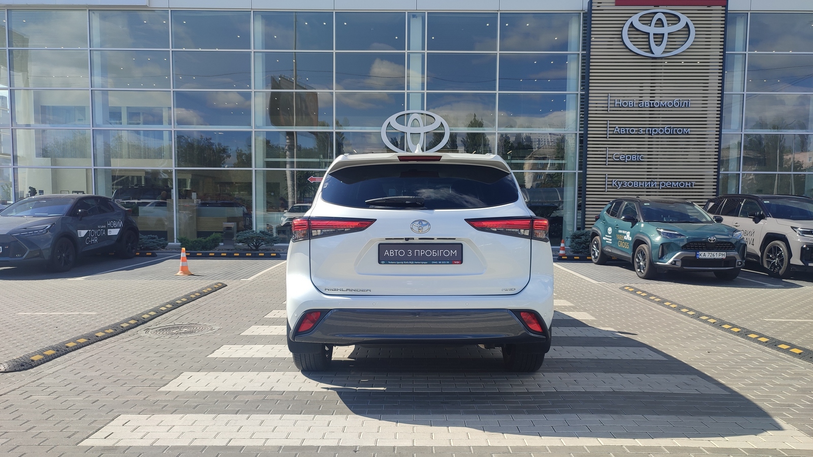 Toyota HIGHLANDER 2022 року з пробігом 20698 км, Універсал, Тойота Центр Київ "ВіДі Автострада", м.Київ - 2295000 ГРН | Фото № 4