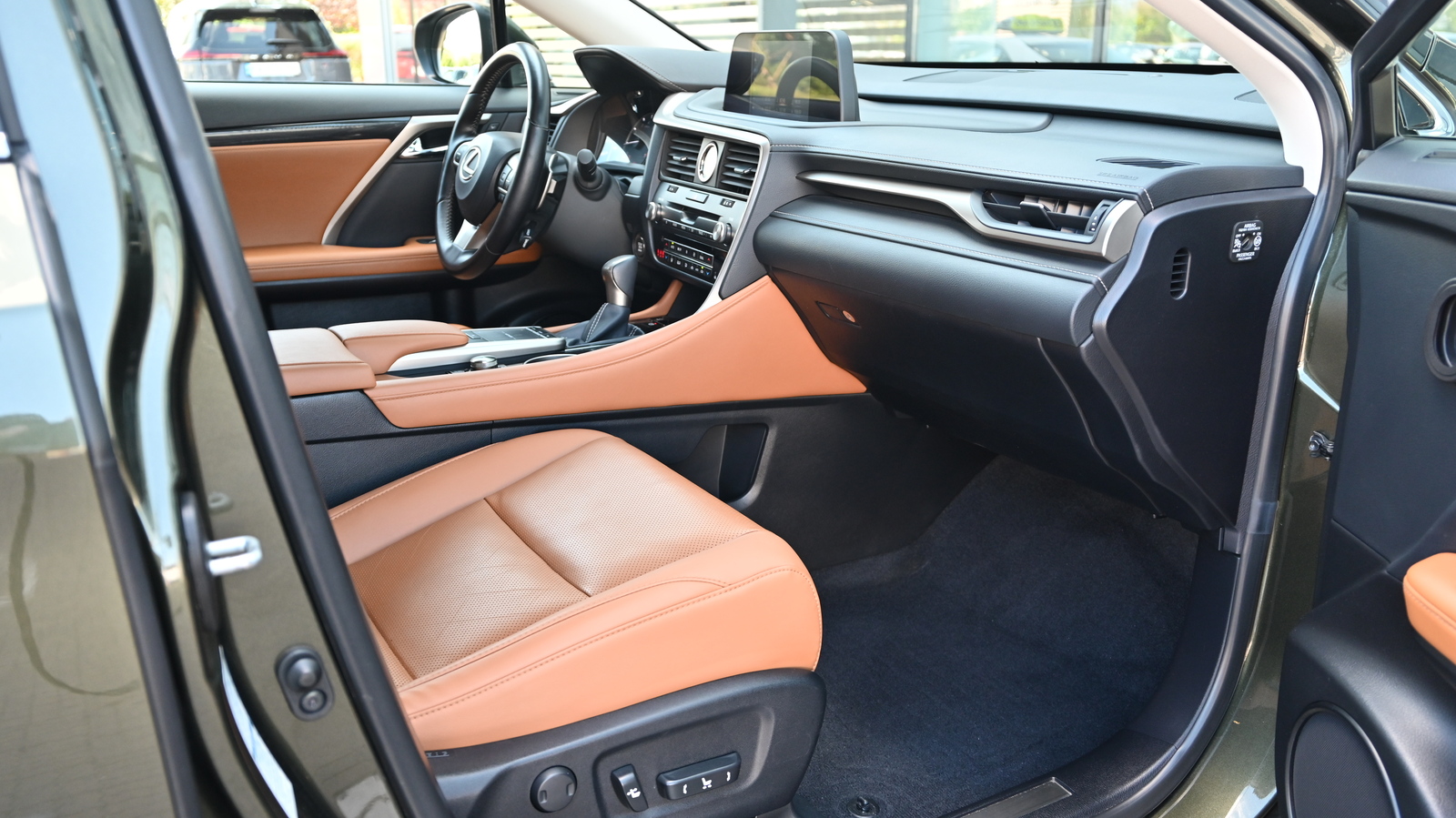Lexus RX 2022 року з пробігом 71467 км, Універсал, Тойота Центр Київ "Сіті Плаза", м.Київ - 2044970 ГРН | Фото № 6