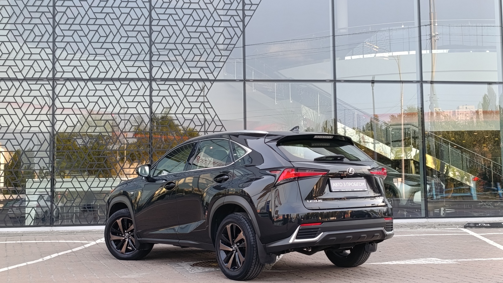 Lexus NX 2021 року, Універсал, Лексус Київ Захід, м.Київ | Фото № 2 Lexus NX 2021 року з пробігом 62091 км, Універсал, Лексус Київ Захід, м.Київ - 1540000 ГРН | Фото № 2