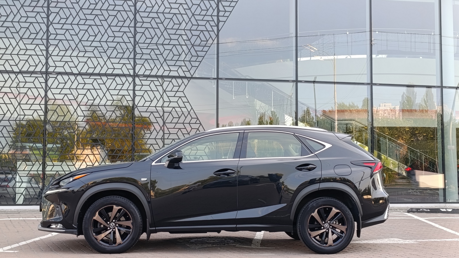 Lexus NX 2021 року, Універсал, Лексус Київ Захід, м.Київ | Фото № 3 Lexus NX 2021 року з пробігом 62091 км, Універсал, Лексус Київ Захід, м.Київ - 1540000 ГРН | Фото № 3