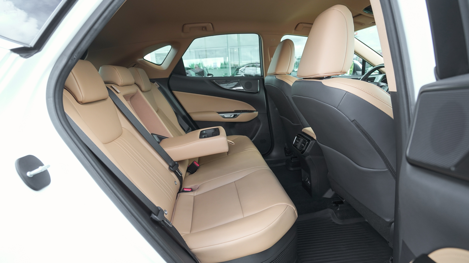 Lexus NX 2021 року з пробігом 88610 км, Універсал, Лексус Львів, м.Львів - 2345200 ГРН | Фото № 7