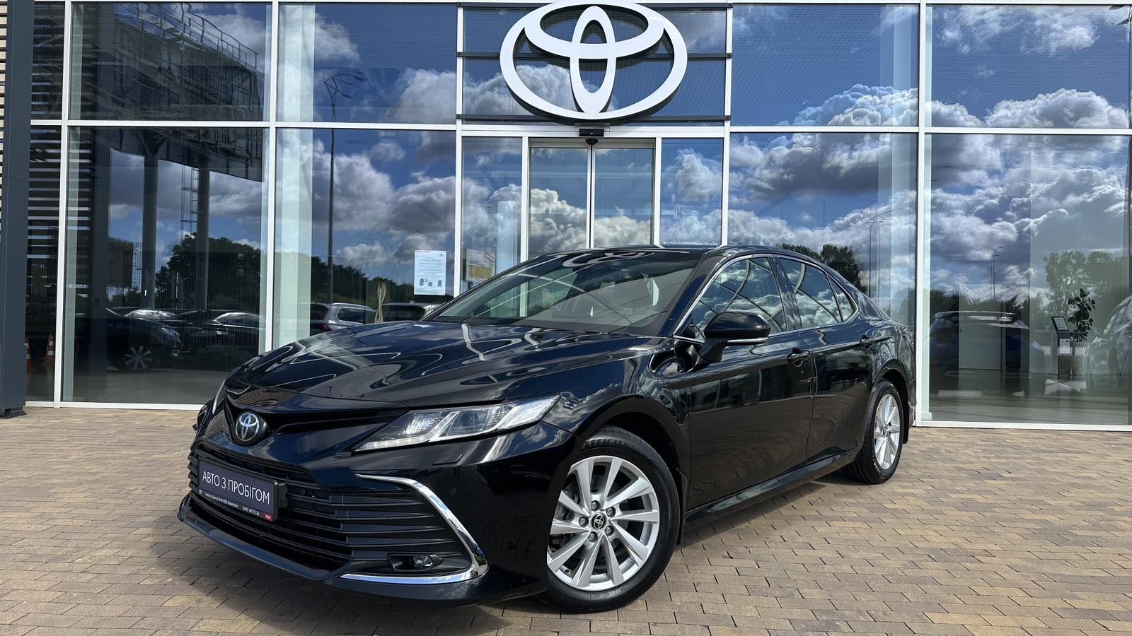Toyota CAMRY 2021 року з пробігом 153051 км, Седан, Тойота Центр Київ "ВІДІ Аеропорт", м.Київ - 1112000 ГРН | Фото № 1