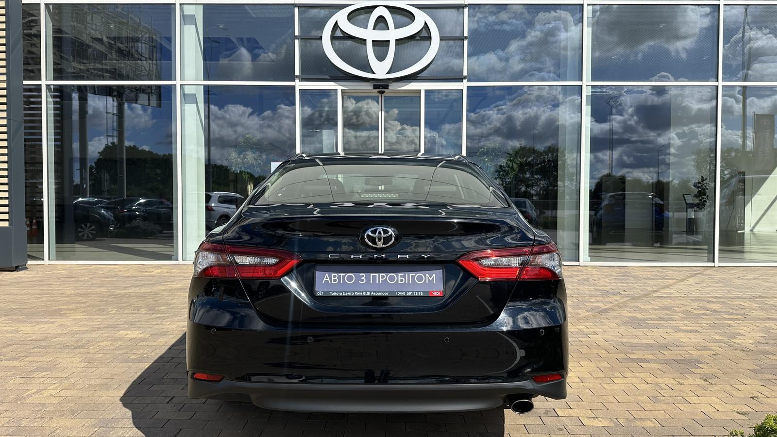 Toyota CAMRY 2021 року з пробігом 153051 км, Седан, Тойота Центр Київ "ВІДІ Аеропорт", м.Київ - 1112000 ГРН | Фото № 4