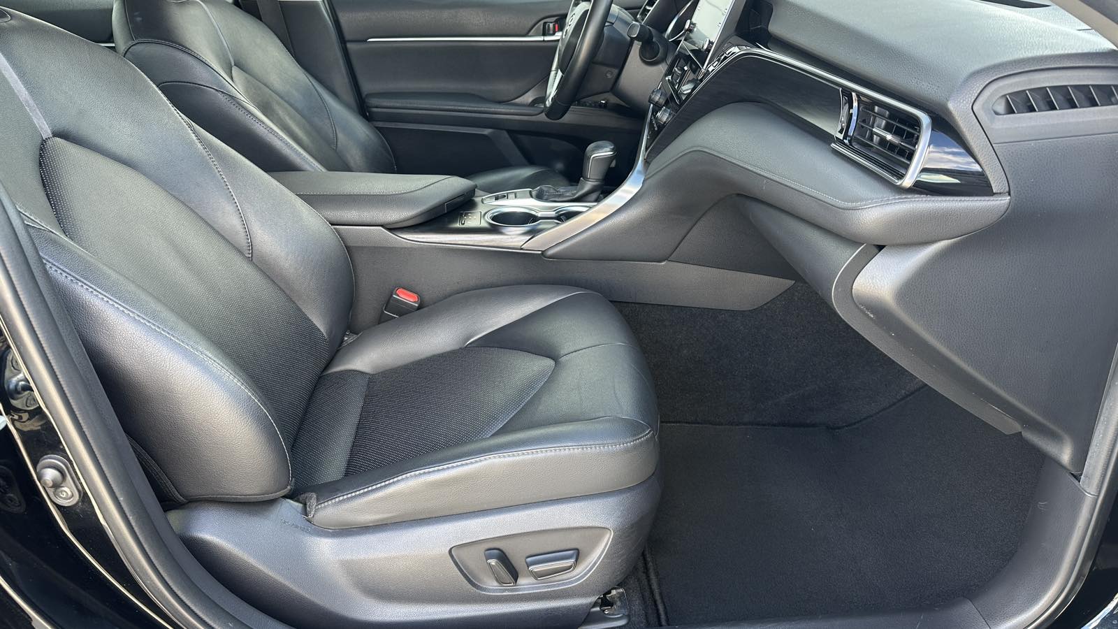 Toyota CAMRY 2021 року з пробігом 153051 км, Седан, Тойота Центр Київ "ВІДІ Аеропорт", м.Київ - 1112000 ГРН | Фото № 6