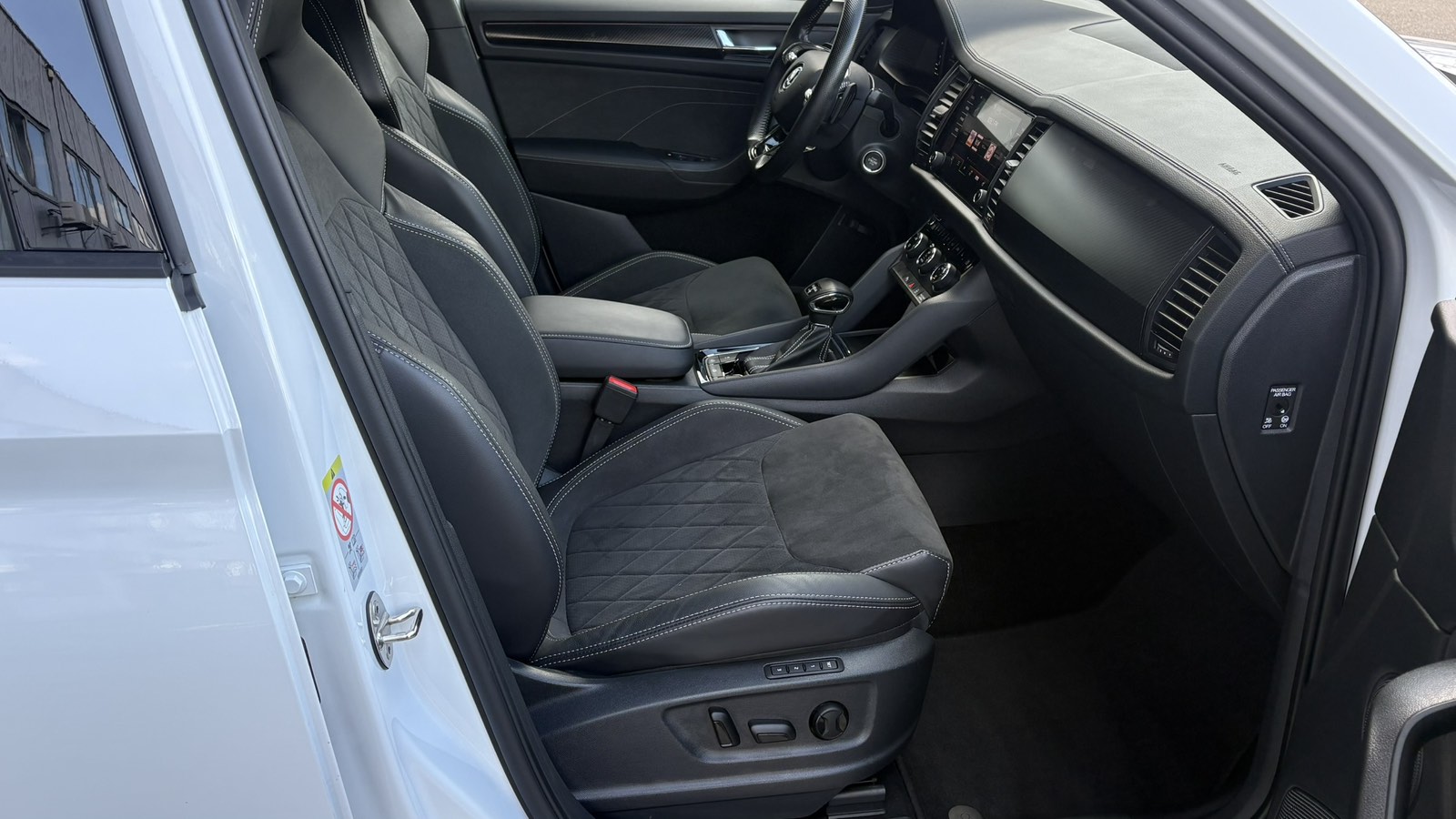 Інші авто SKODA Kodiaq 2024 року з пробігом 27826 км, Універсал, Тойота Центр Київ "Автосаміт Укравто", м.Київ - 1850000 ГРН | Фото № 6