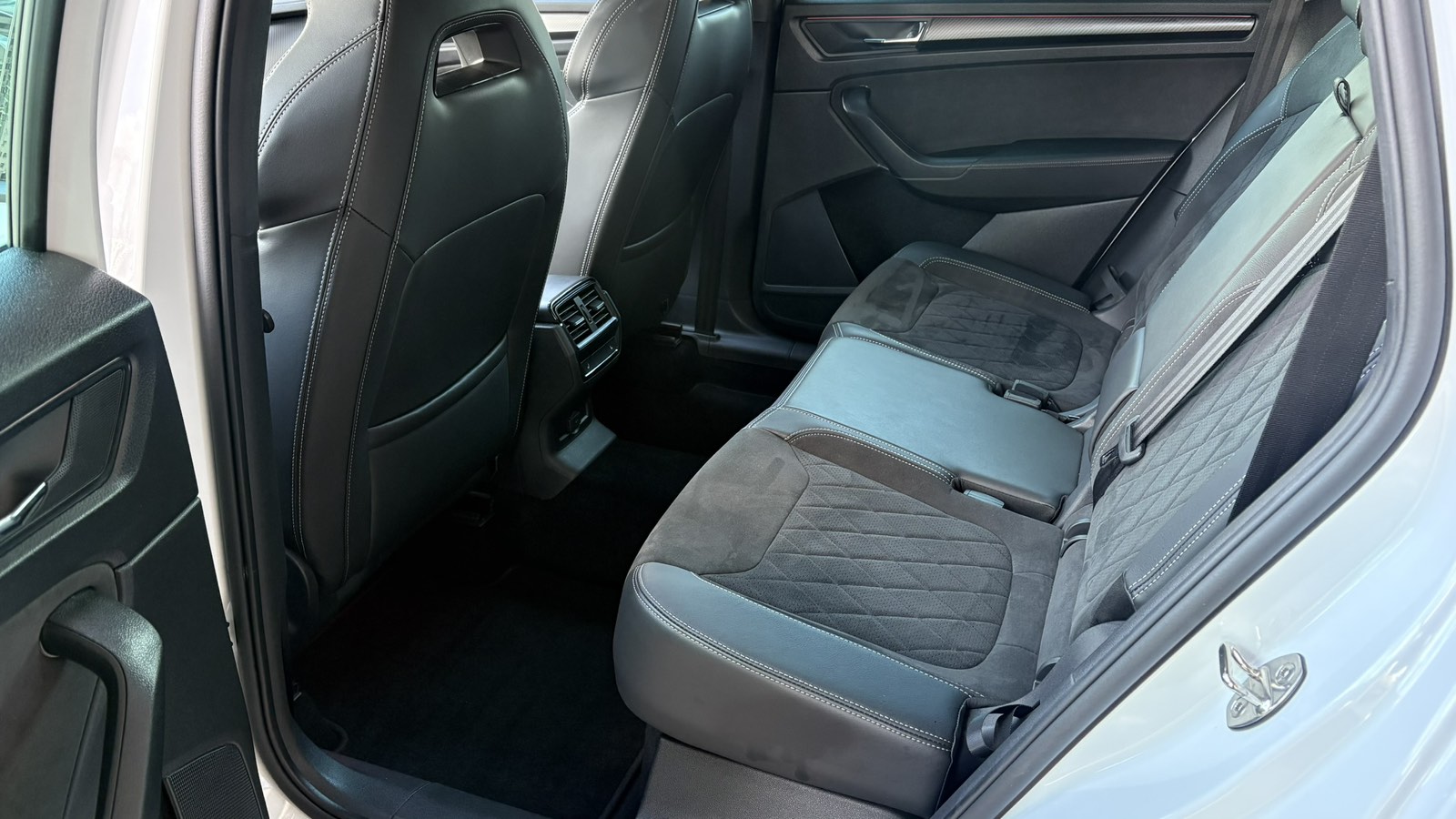 Інші авто SKODA Kodiaq 2024 року з пробігом 27826 км, Універсал, Тойота Центр Київ "Автосаміт Укравто", м.Київ - 1850000 ГРН | Фото № 11