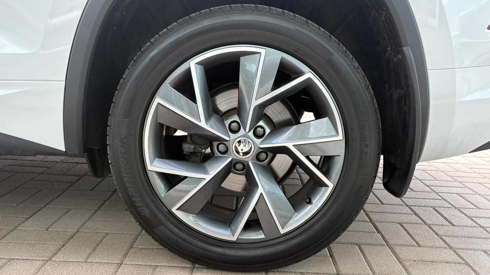 Інші авто SKODA Kodiaq 2024 року з пробігом 27826 км, Універсал, Тойота Центр Київ "Автосаміт Укравто", м.Київ - 1850000 ГРН | Фото № 15