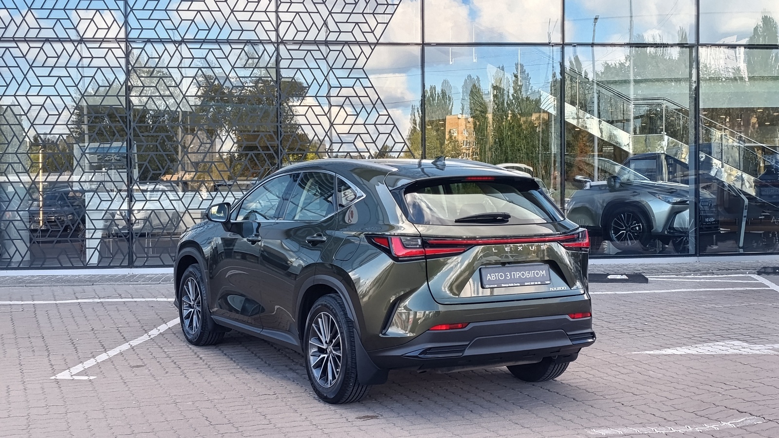 Lexus NX 2022 року, Універсал, Лексус Київ Захід, м.Київ | Фото № 2 Lexus NX 2022 року з пробігом 36120 км, Універсал, Лексус Київ Захід, м.Київ - 1840000 ГРН | Фото № 2