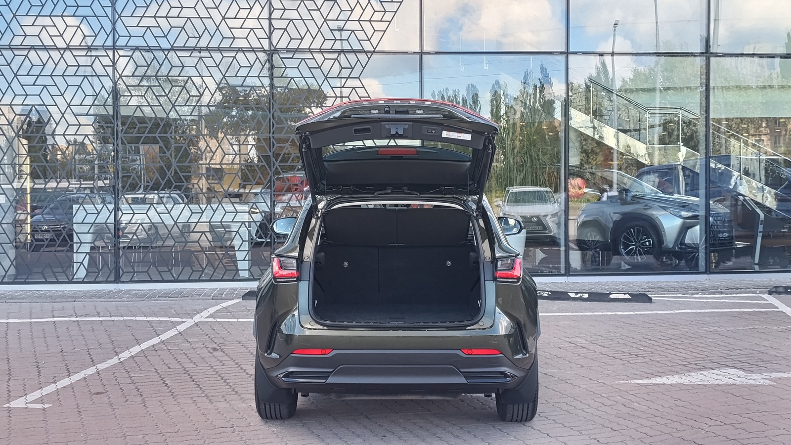 Lexus NX 2022 року, Універсал, Лексус Київ Захід, м.Київ | Фото № 10 Lexus NX 2022 року з пробігом 36120 км, Універсал, Лексус Київ Захід, м.Київ - 1840000 ГРН | Фото № 10