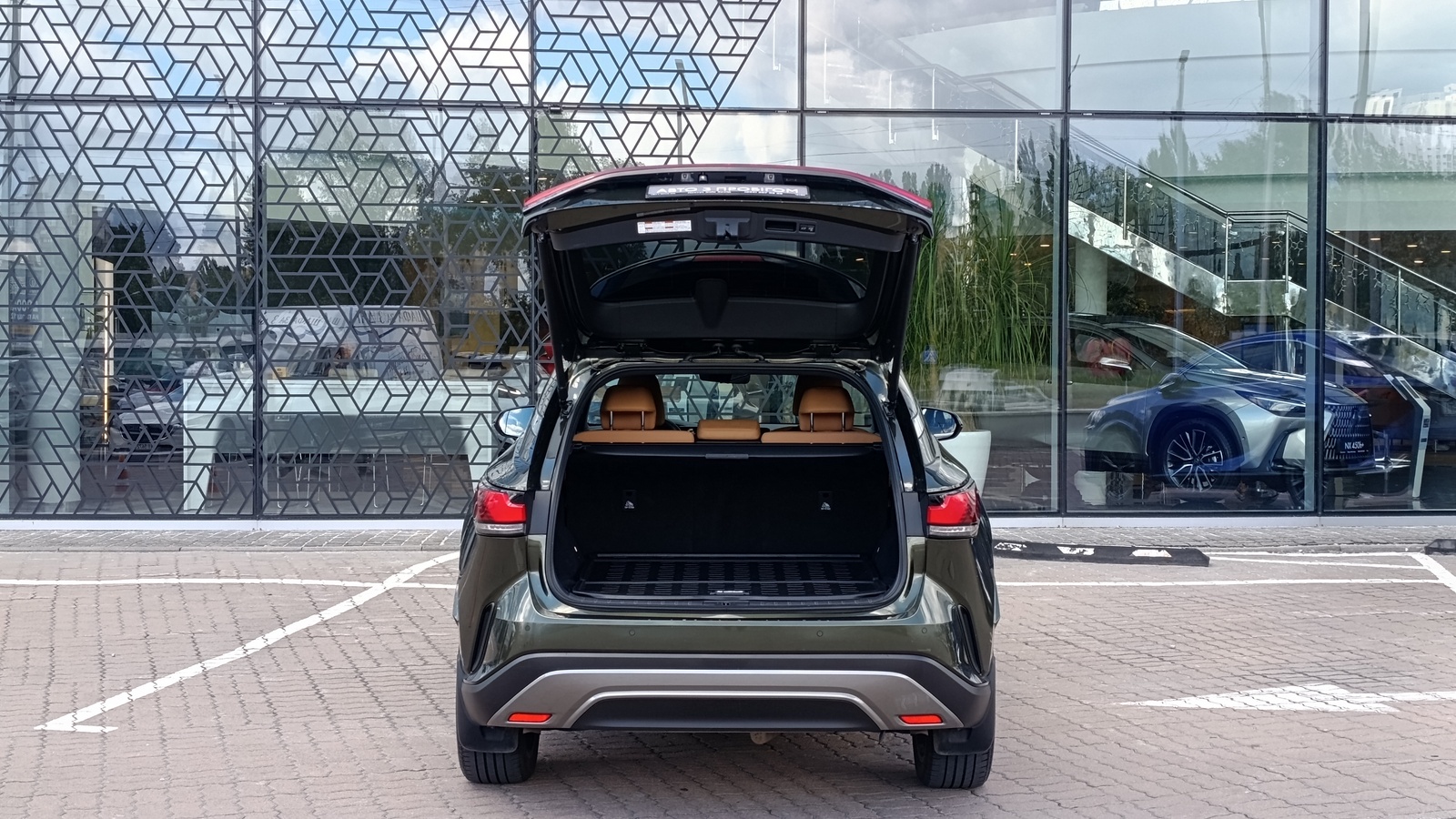 Lexus RX 2023 року, Універсал, Лексус Київ Захід, м.Київ | Фото № 10 Lexus RX 2023 року з пробігом 59918 км, Універсал, Лексус Київ Захід, м.Київ - 2800000 ГРН | Фото № 10