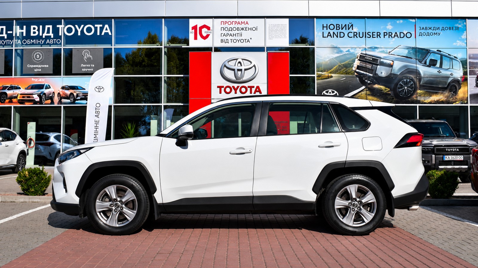 Toyota RAV4 2023 року з пробігом 122184 км, Універсал, Тойота Центр Житомир "Стар - Кар", м.Житомир - 1317120 ГРН | Фото № 3