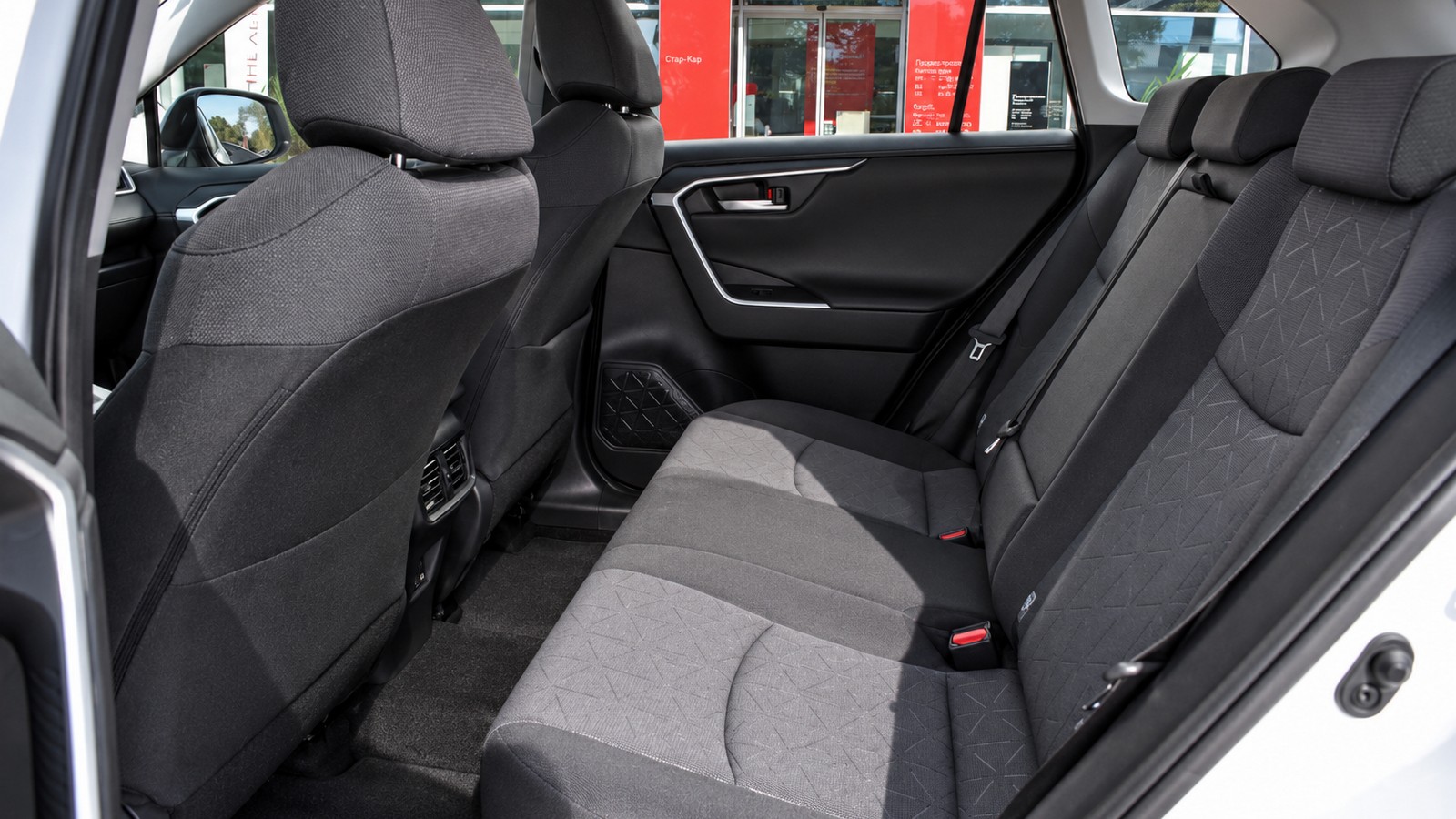 Toyota RAV4 2023 року з пробігом 122184 км, Універсал, Тойота Центр Житомир "Стар - Кар", м.Житомир - 1317120 ГРН | Фото № 11