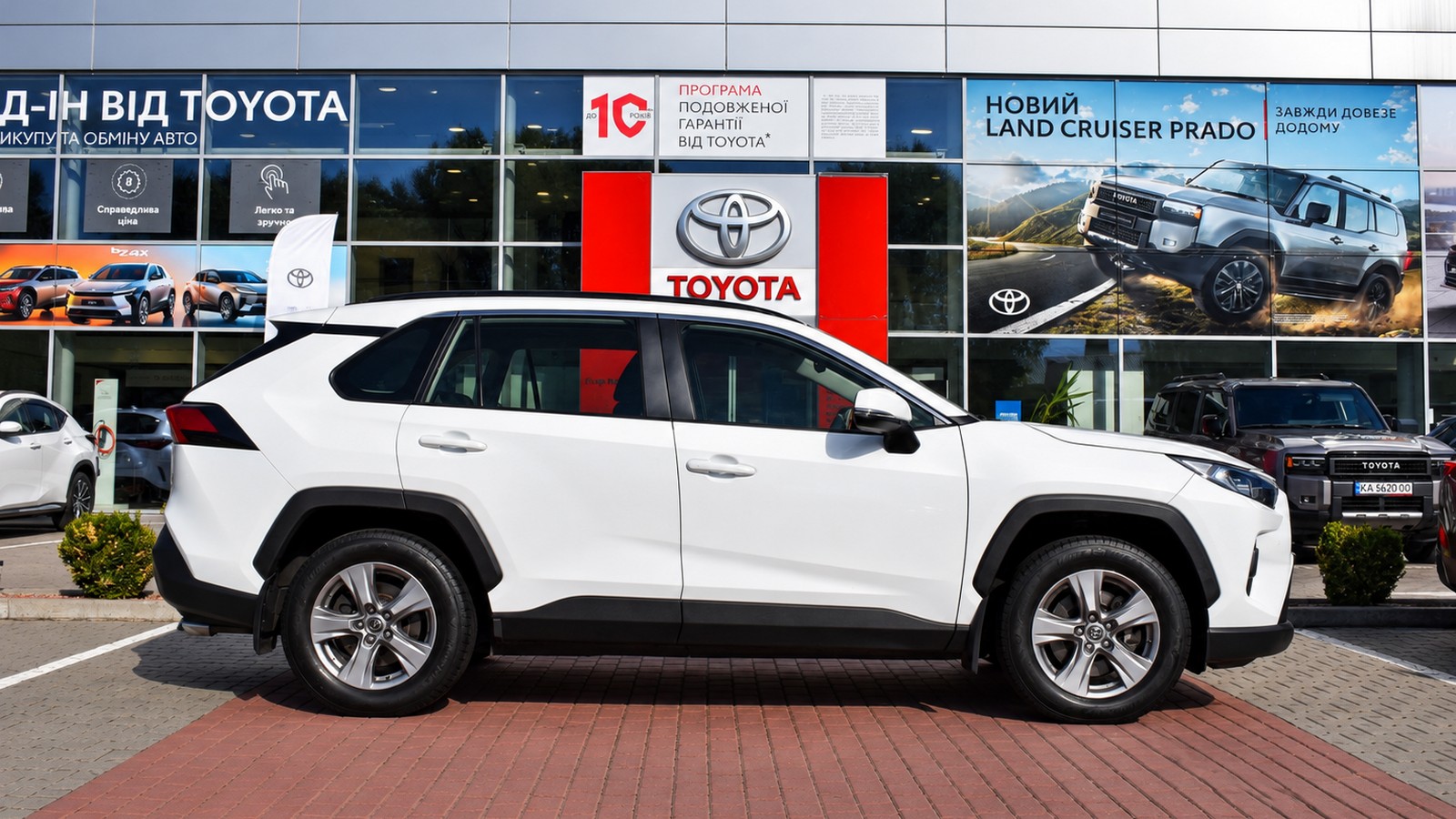 Toyota RAV4 2023 року з пробігом 122184 км, Універсал, Тойота Центр Житомир "Стар - Кар", м.Житомир - 1317120 ГРН | Фото № 17