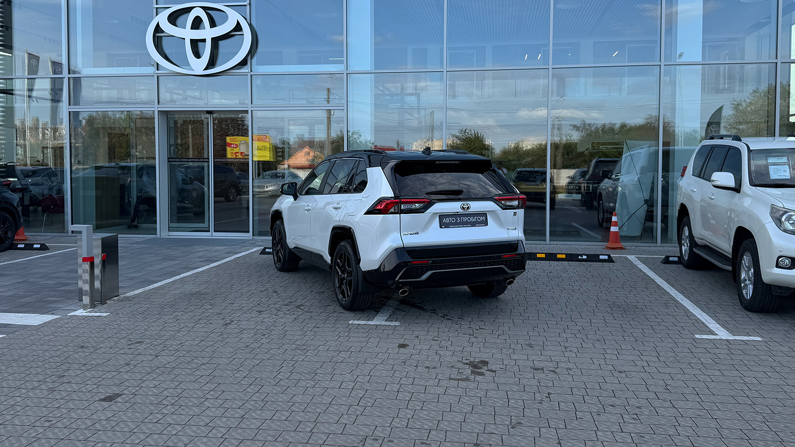 Toyota RAV4 2024 року з пробігом 4173 км, Універсал, Тойота Центр Рівне "Агат Авто", м.Рівне - 2096200 ГРН | Фото № 2