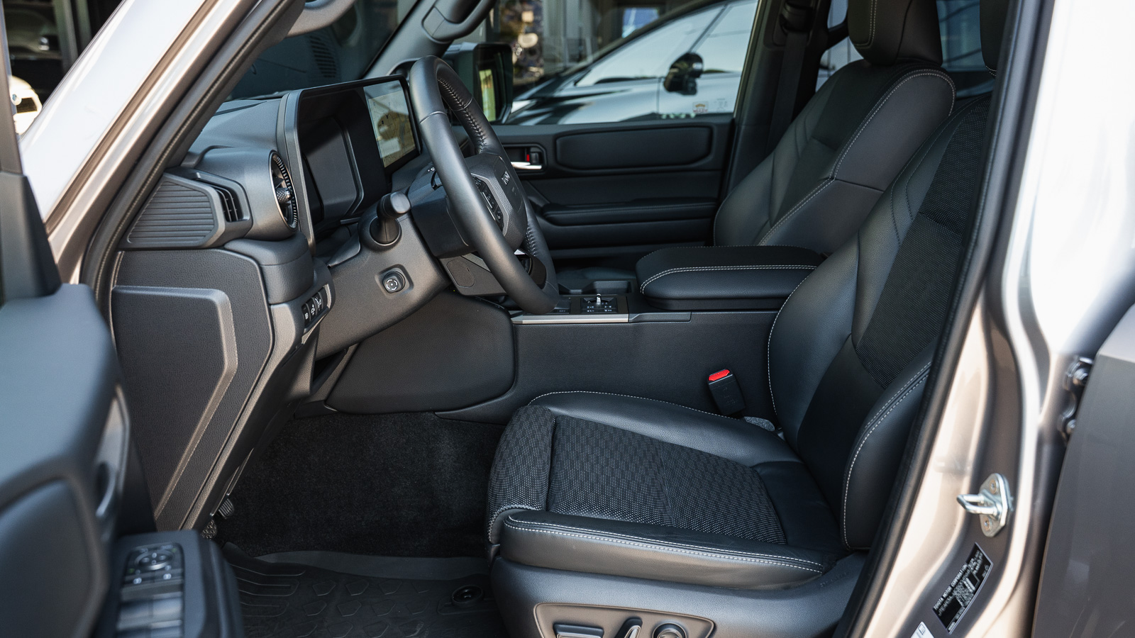 Toyota LAND CRUISER PRADO 2024 року з пробігом 56214 км, Універсал, Лексус Дніпро, м.Дніпро - 2853760 ГРН | Фото № 12