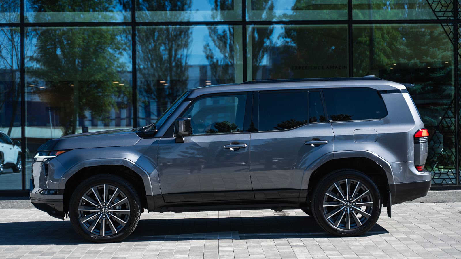 Lexus GX 2024 року, Універсал, Лексус Дніпро, м.Дніпро | Фото № 3 Lexus GX 2024 року з пробігом 11322 км, Універсал, Лексус Дніпро, м.Дніпро - 4180150 ГРН | Фото № 3