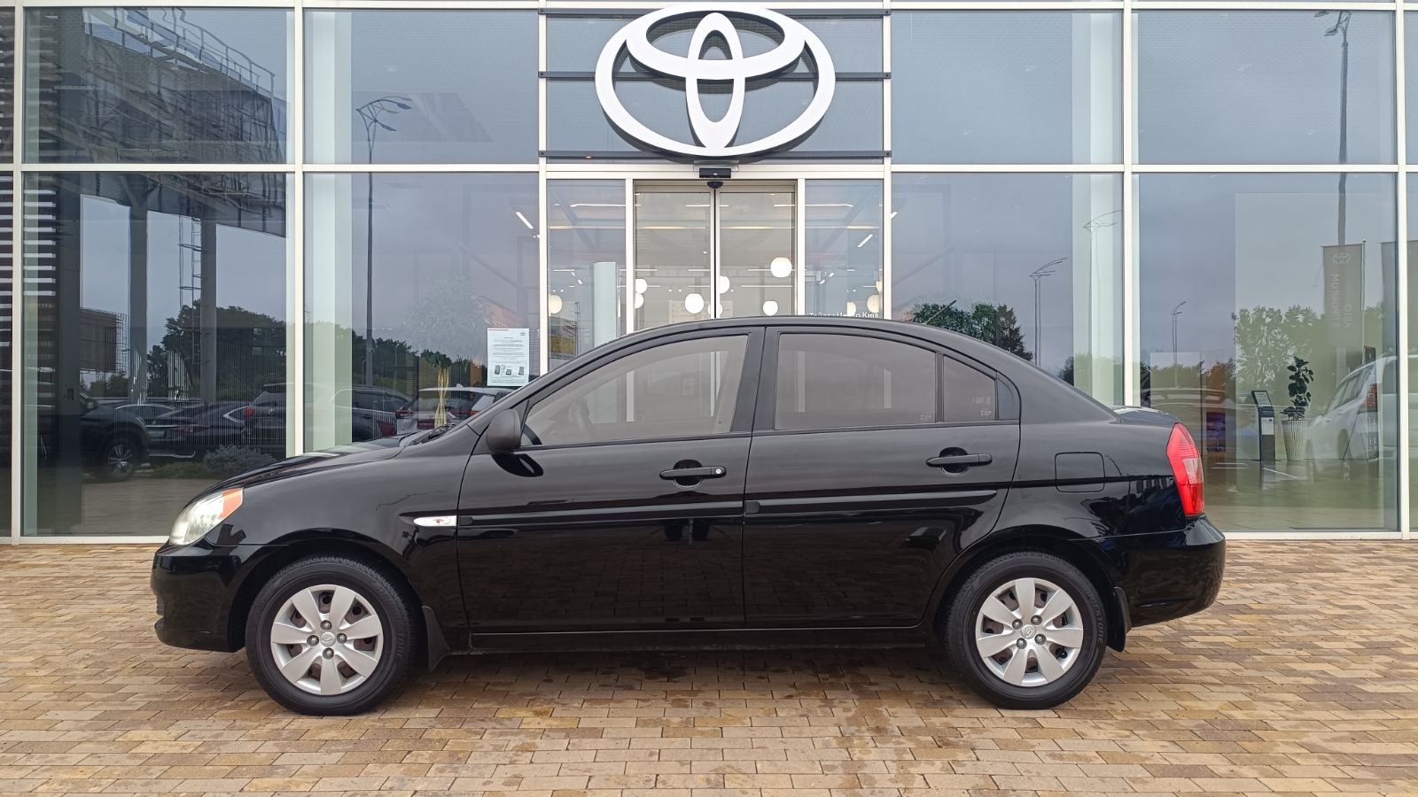 Інші авто HYUNDAI ACCENT 2010 року з пробігом 129284 км, Седан, Тойота Центр Київ "ВІДІ Аеропорт", м.Київ - 250000 ГРН | Фото № 3