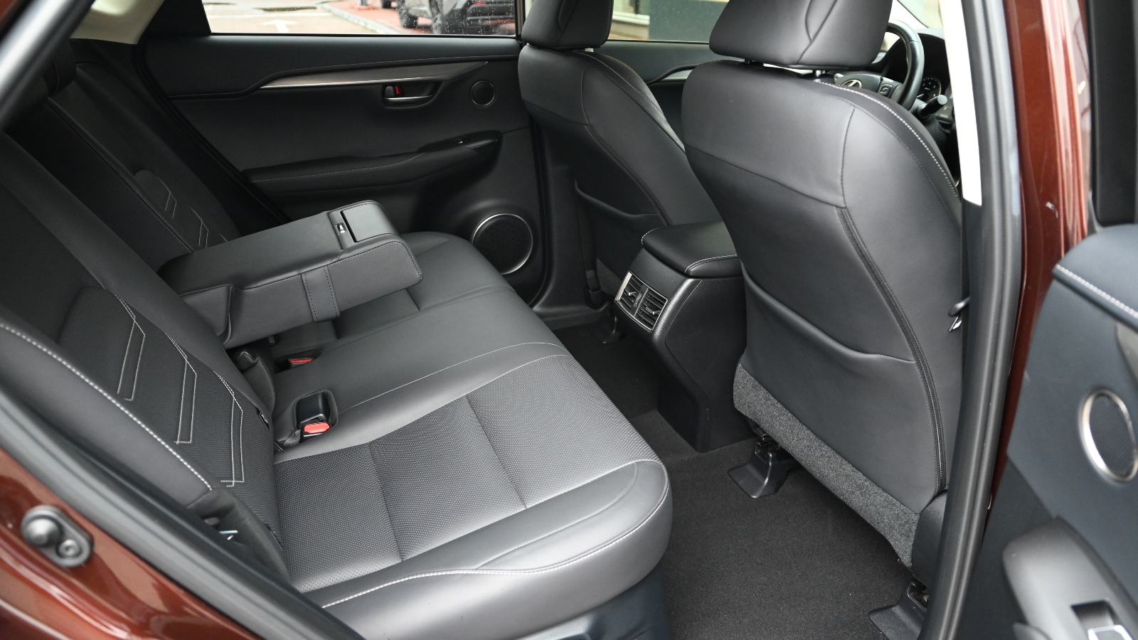 Lexus NX 2019 року, Універсал, Тойота Центр Київ "Сіті Плаза", м.Київ | Фото № 7 Lexus NX 2019 року з пробігом 35251 км, Універсал, Тойота Центр Київ "Сіті Плаза", м.Київ - 1622610 ГРН | Фото № 7