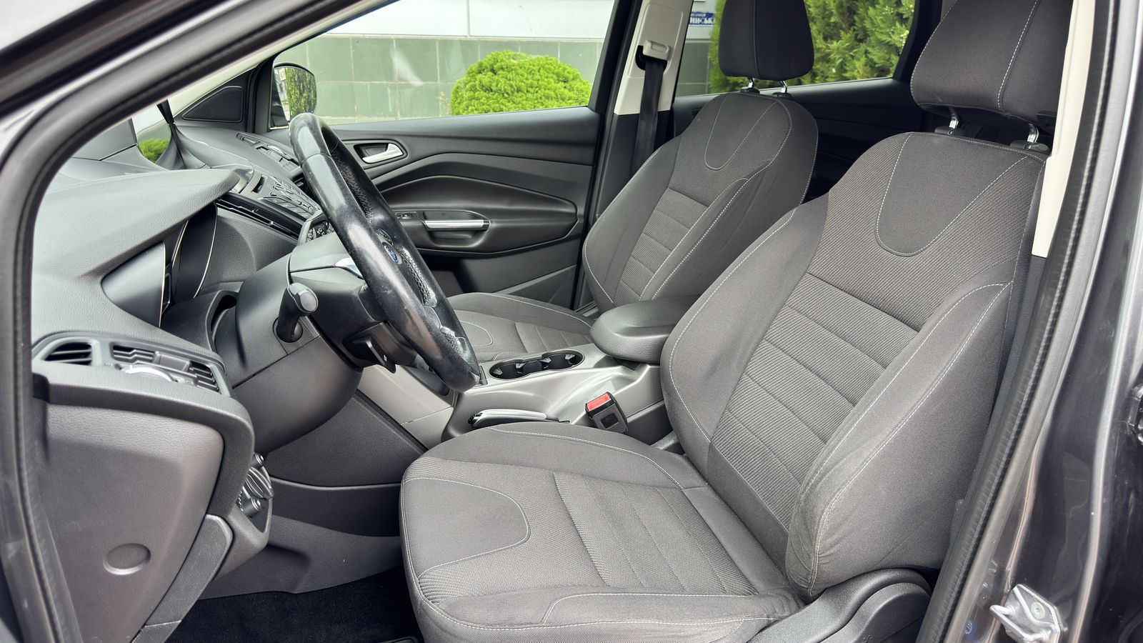 Інші авто FORD KUGA 2015 року, Універсал, Тойота Центр Чернівці "Олімп-Моторс", м.Чернівці | Фото № 12 Інші авто FORD KUGA 2015 року з пробігом 155566 км, Універсал, Тойота Центр Чернівці "Олімп-Моторс", м.Чернівці - 590000 ГРН | Фото № 12