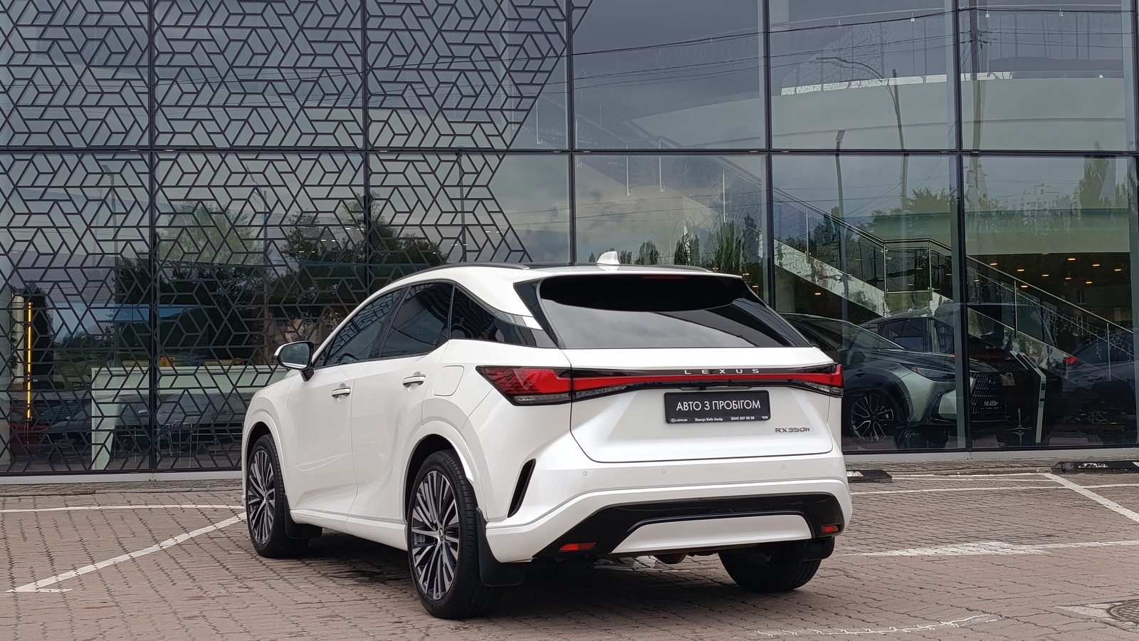 Lexus RX 350h 2023 року, Універсал, Лексус Київ Захід, м.Київ | Фото № 2 Lexus RX 350h 2023 року з пробігом 42848 км, Універсал, Лексус Київ Захід, м.Київ - 3166000 ГРН | Фото № 2
