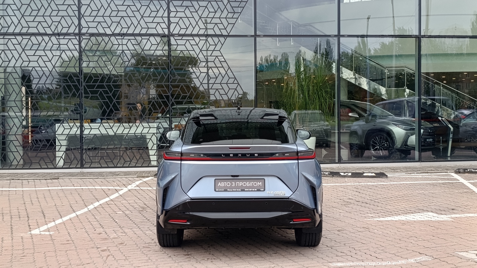 Lexus RZ 450e 2024 року, Універсал, Лексус Київ Захід, м.Київ | Фото № 4 Lexus RZ 450e 2024 року з пробігом 8205 км, Універсал, Лексус Київ Захід, м.Київ - 2350000 ГРН | Фото № 4