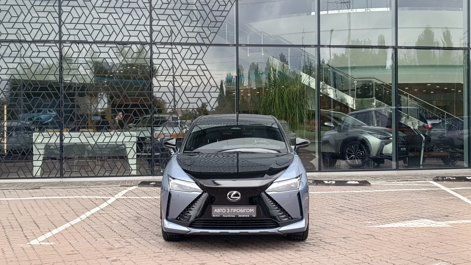 Lexus RZ 450e 2024 року, Універсал, Лексус Київ Захід, м.Київ | Фото № 5 Lexus RZ 450e 2024 року з пробігом 8205 км, Універсал, Лексус Київ Захід, м.Київ - 2350000 ГРН | Фото № 5