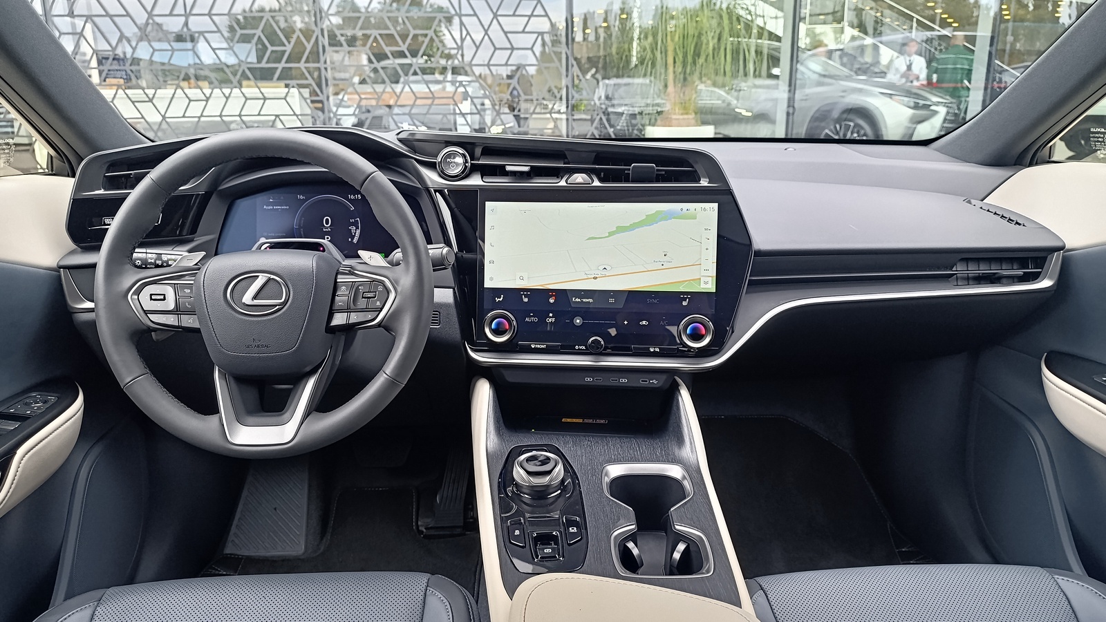 Lexus RZ 450e 2024 року, Універсал, Лексус Київ Захід, м.Київ | Фото № 8 Lexus RZ 450e 2024 року з пробігом 8205 км, Універсал, Лексус Київ Захід, м.Київ - 2350000 ГРН | Фото № 8