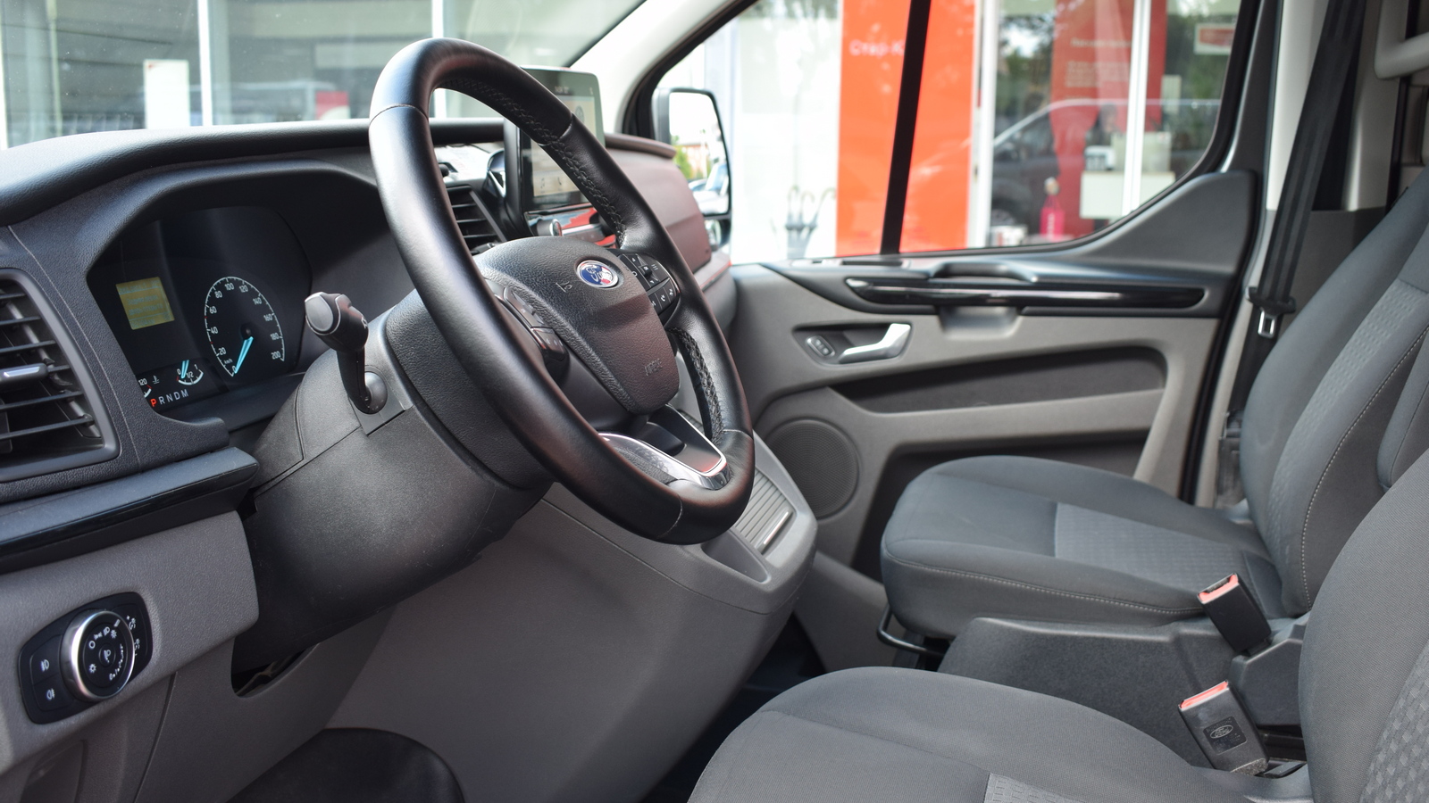 Інші авто FORD Tourneo Custom 2019 року з пробігом 262218 км, Універсал, Тойота Центр Житомир "Стар - Кар", м.Житомир - 1057280 ГРН | Фото № 12