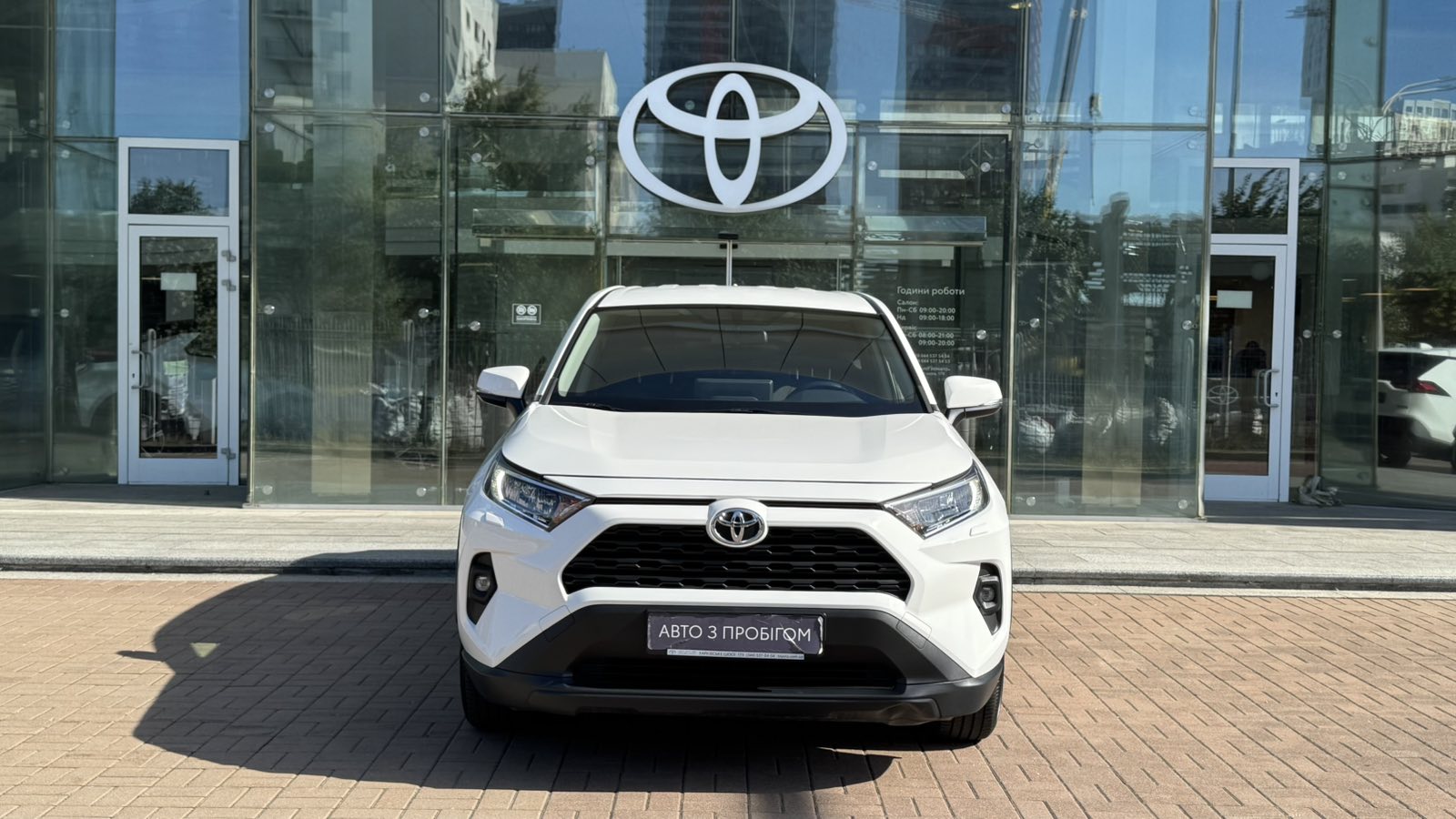 Toyota RAV4 2023 року, Універсал, Тойота Центр Київ "Автосаміт Укравто", м.Київ | Фото № 5 Toyota RAV4 2023 року з пробігом 70000 км, Універсал, Тойота Центр Київ "Автосаміт Укравто", м.Київ - 1495000 ГРН | Фото № 5