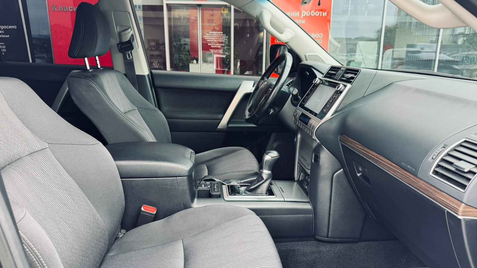 Toyota LAND CRUISER PRADO 2019 року з пробігом 78194 км, Універсал, Тойота Центр Івано-Франківськ "Класик-Авто", м.Івано-Франківськ - 1756000 ГРН | Фото № 6