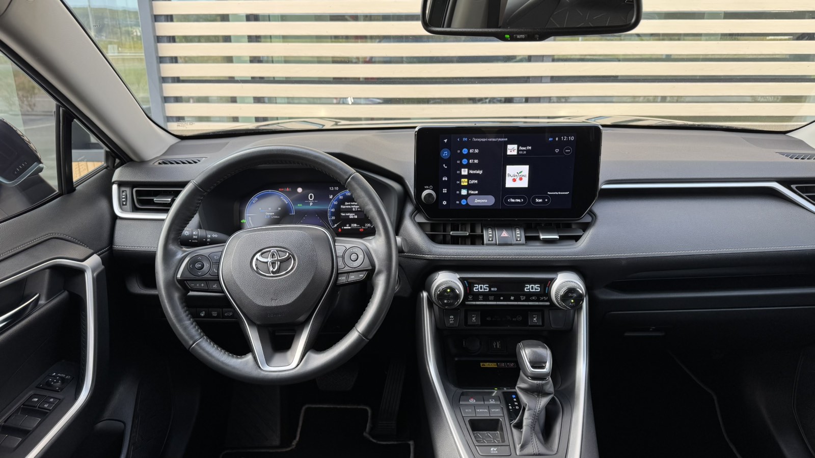 Toyota RAV4 2023 року, Універсал, Тойота Центр Ужгород "Карат Мотор", м.Ужгород | Фото № 9 Toyota RAV4 2023 року з пробігом 107369 км, Універсал, Тойота Центр Ужгород "Карат Мотор", м.Ужгород - 1490000 ГРН | Фото № 9