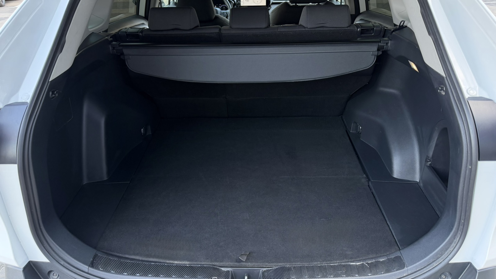 Toyota RAV4 2025 року, Універсал, Тойота Центр Одеса "Інжпроект", м.Одеса | Фото № 10 Toyota RAV4 2025 року з пробігом 58152 км, Універсал, Тойота Центр Одеса "Інжпроект", м.Одеса - 1700000 ГРН | Фото № 10