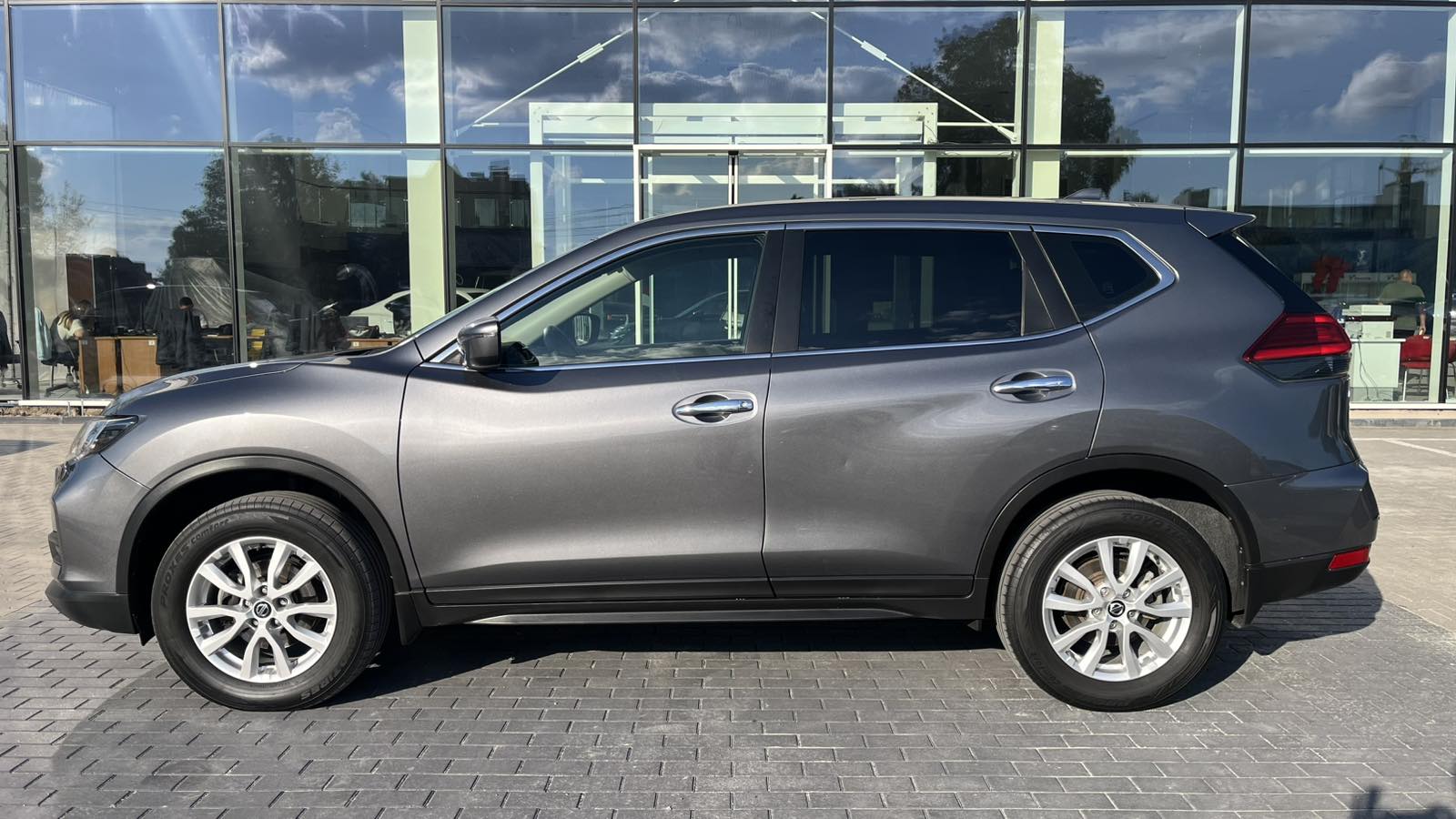 Інші авто NISSAN X-TRAIL 2019 року з пробігом 92947 км, Універсал, Тойота Центр Хмельницький "Гранд Мотор", м.Хмельницький - 892000 ГРН | Фото № 3