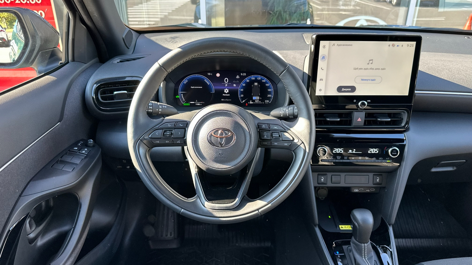 Toyota YARIS CROSS 2025 року, Хетчбек, Тойота Центр Харків "Артсіті", м.Харків | Фото № 9 Toyota YARIS CROSS 2025 року з пробігом 1178 км, Хетчбек, Тойота Центр Харків "Артсіті", м.Харків - 1430270 ГРН | Фото № 9